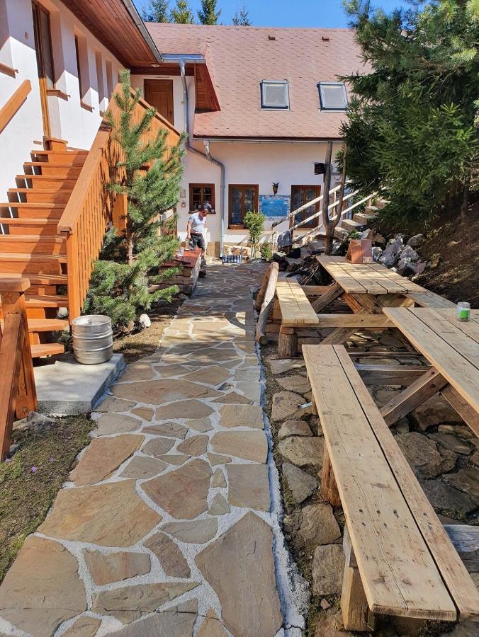 Penzion U Cupku Mlynky Bagian luar foto